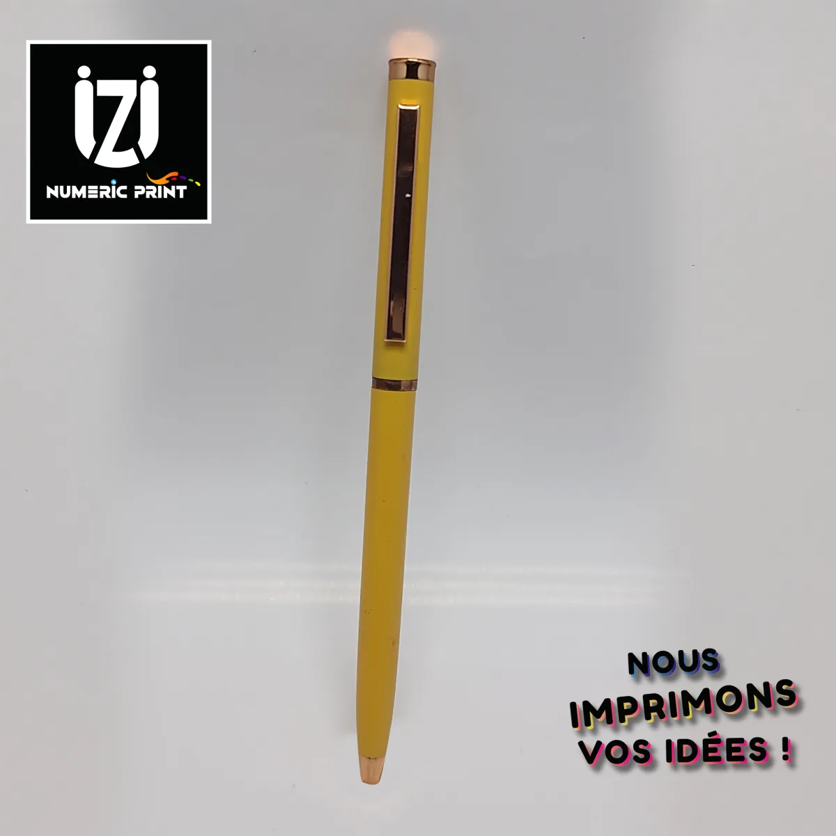 Stylo à rotation jaune doré